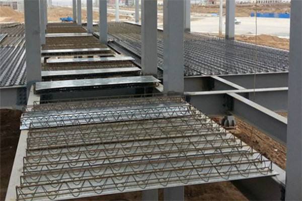 天津超时代楼承板的存放与施工流程